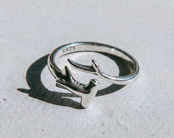 925 Sterling Silver Hammerhead Shark Ring | Adjustable Ring | Ocean Jewellery | Nautical Animal Jewelry | Ocean Lover Gift