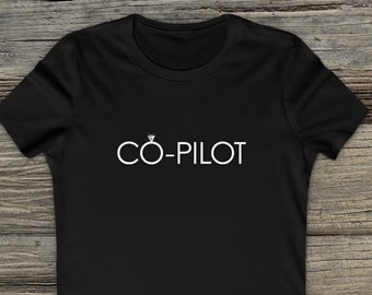 Copiloto Compromiso inspirado en la aviación femenina / anillo de diamantes de boda - Camiseta / Camiseta favorita de las mujeres