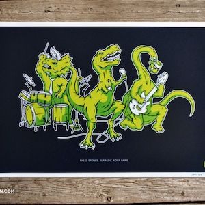 Dinosaur Music Illustration D-Stones Jurassic Rock Band Cartel en papel acuarela, firmado a mano.