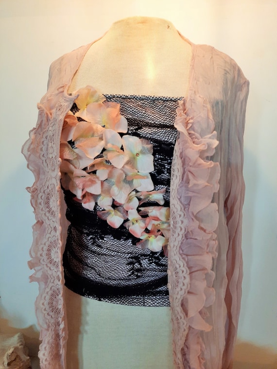 Floaty light pink camisole with lace