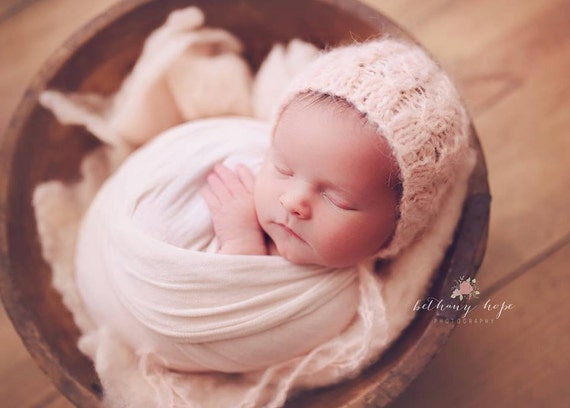 Knitting Pattern - Dream Cables - Newborn Photography Prop