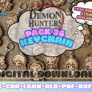 Puede incluir: Llaveros de madera con personajes de "Demon Hunters". Los llaveros están cortados con láser con detalles intrincados y unidos a llaveros plateados. La imagen incluye el texto "PACK 36 KEYCHAIN" y "FREE DISPLAY STAND INCLUDED."
