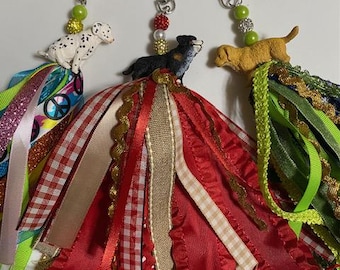 Porte-clés chien avec pompon, breloque fermeture éclair, cadeau pour amoureux des chiens, cadeau pour fille, cadeau d'anniversaire, cadeau enseignant, Golder Retriever, dalmatien