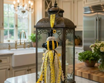 Pompon bourdon, pompon décoratif, cadeau pour maman, décoration printanière pour la maison, cadeau bourdon, cadeau amateur d'abeilles, breloque de sac abeille, cadeau enseignant