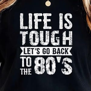 Retro 80s Graphic Tee: Nostalgic Vintage 1980s Fashion Throwback Shirt