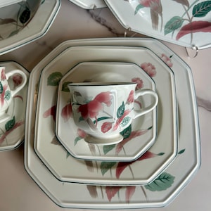Mikasa Silk Flowers F3003 Replacement Dishes - Choose Your Piece: Dinner Plates, Salad, Rim Soup Bowls, Tea Cups - 80s Octagonal Floral