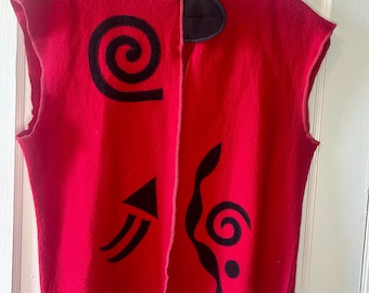 Vintage 90s Beppa 100% Wool Vest - Red with Black Abstract Art to Wear - Lagenlook Boho Artsy Waistcoat - Size Medium/Large - Made in USA