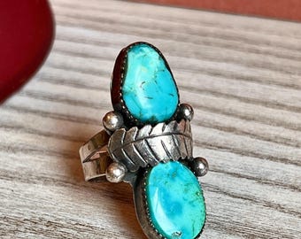 Vintage Sterling Silver Turquoise Statement Ring – Navaho Double Stone Feather Motif
