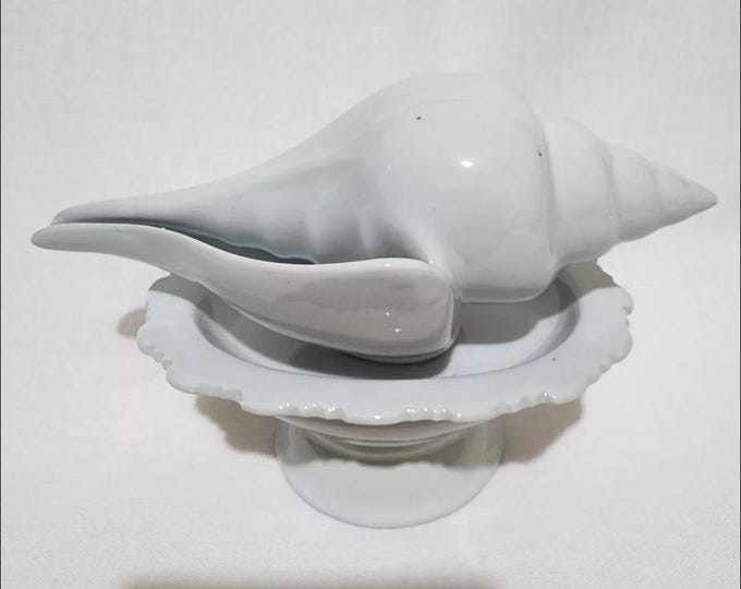 Thai Wedding Conch Shell Set – Hand-Painted White Benjarong Porcelain Sacred Ceremony Kit