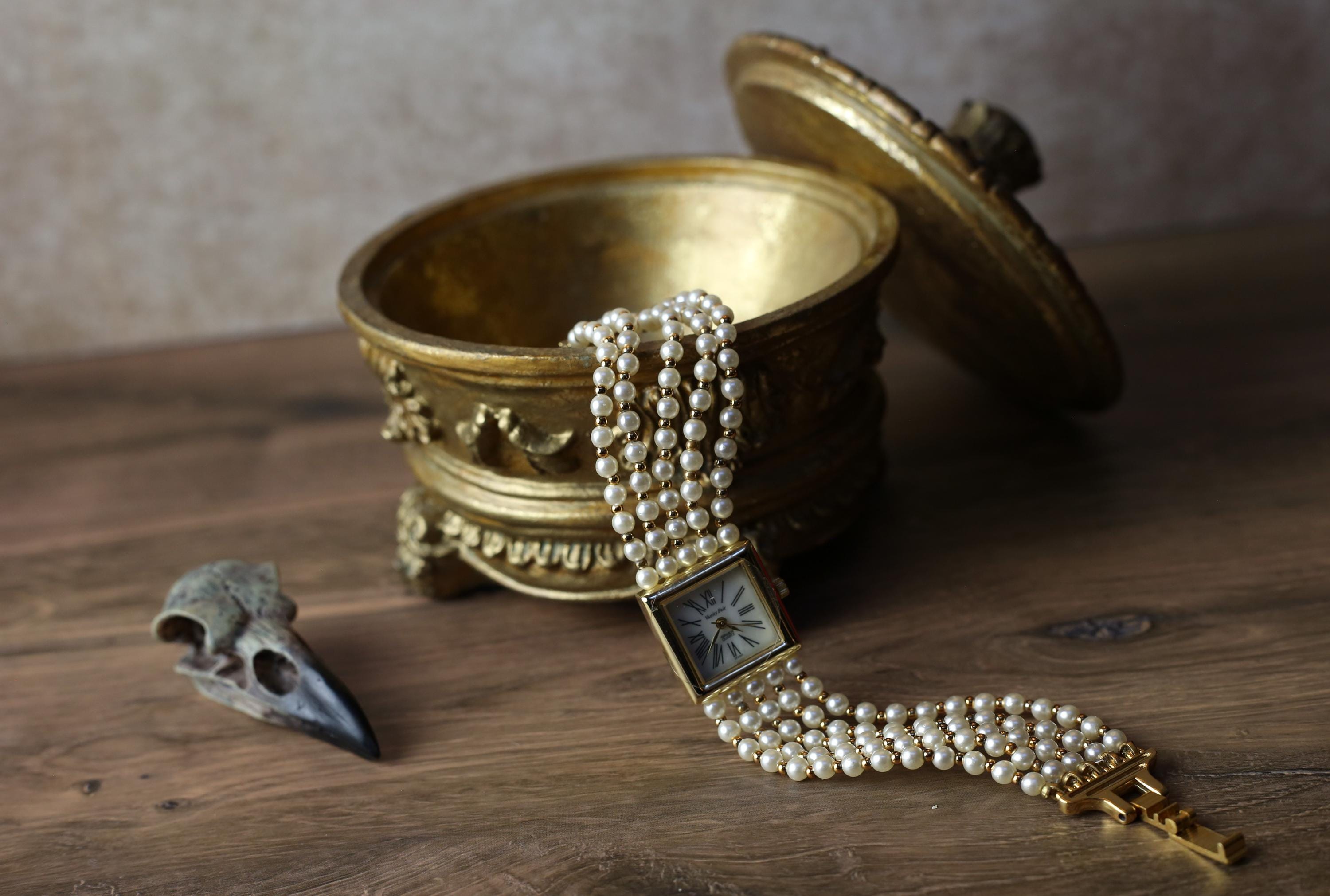 Vanity Fair Watch - Etsy display picture 2