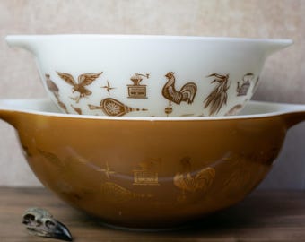 Pyrex vroeg-Amerikaanse Assepoester-mengkommen