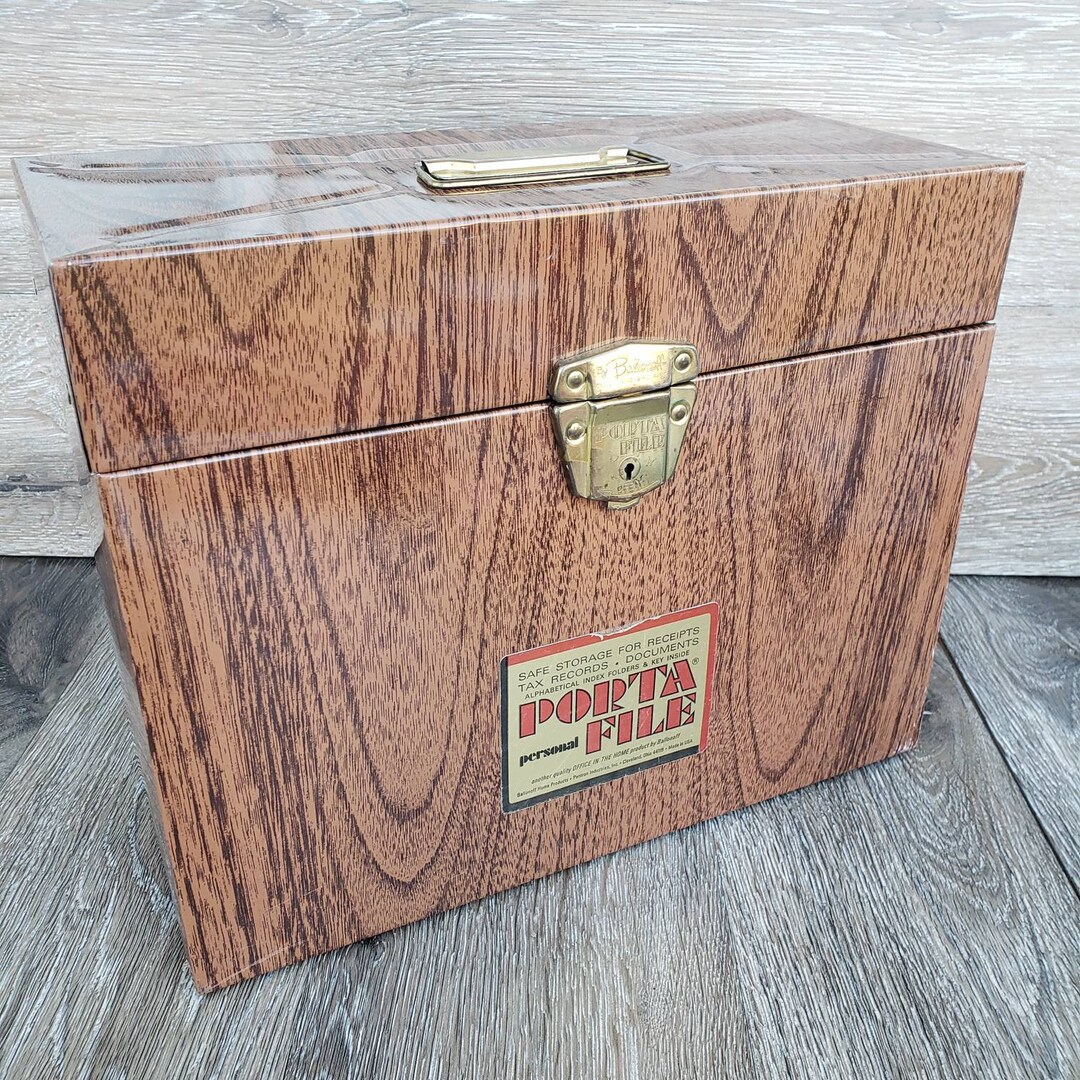 Porta File Vintage Document Metal File Box With Handle by Ballonoff