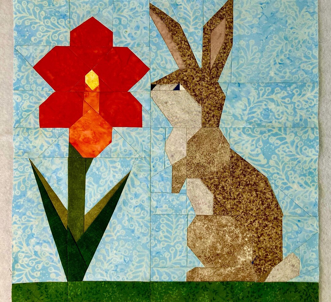 Bunny and Flower Foundation Paper Piecing Pattern (14"x14") - Etsy