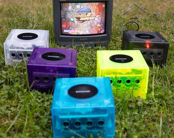 Custom Upgraded Nintendo GameCube (Transparent shell, Replaced battery, Recapped disc drive)