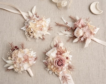 Conjunto de ramillete de muñeca y boutonnière, pulsera floral nupcial, accesorio para invitadas de boda.