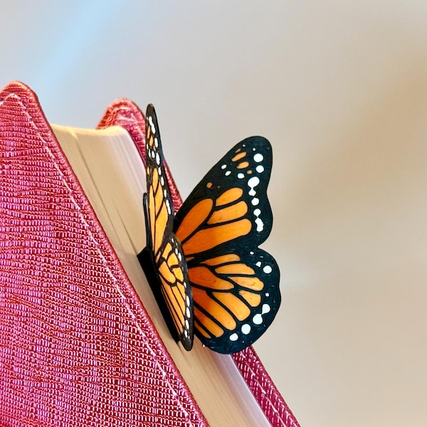 3D-Printed Pop-Up Butterfly Bookmark