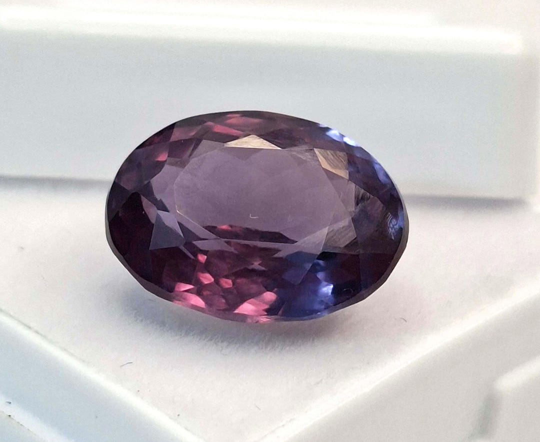 Color Changing Alexandrite Shape Oval Cut 9-11 Ct Loose Certified ...