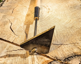 V Hoe, Long Handle Hand Forged Garden Tool (shipping separate)