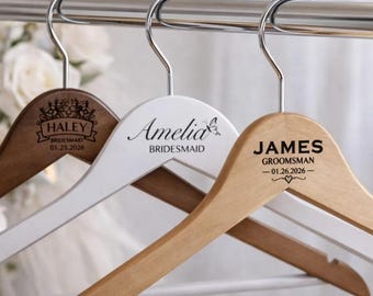 Cabides personalizados para padrinhos, cabide de madeira gravado sob medida, cabide para terno de noivo.