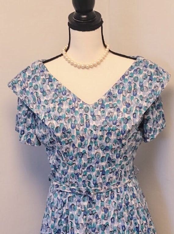 Vintage 1940s 40s Blue Tulip Print Dress Frock Bel