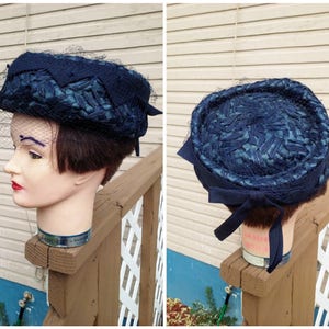 Vintage 1950s 1960s Blue Pillbox Hat Straw Veil image 3