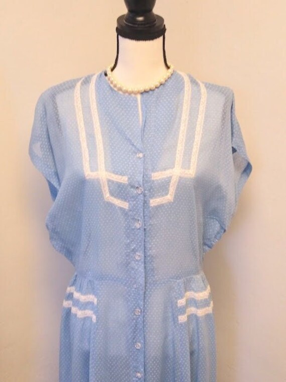 Vintage 1930s 1940s Blue Swiss Dot Sheer Dress Fr… - image 1