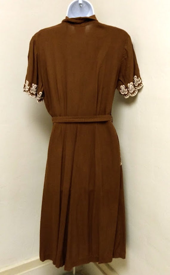 Vintage 1940s 40s Brown Lace Embroidery Dress/ Fr… - image 4