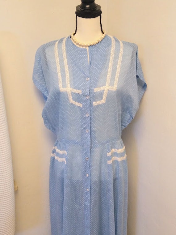 Vintage 1930s 1940s Blue Swiss Dot Sheer Dress Fr… - image 2