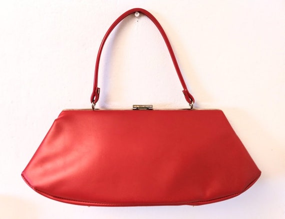 Vintage 1950s 1960s Red Faux Leather Handbag Purs… - image 10