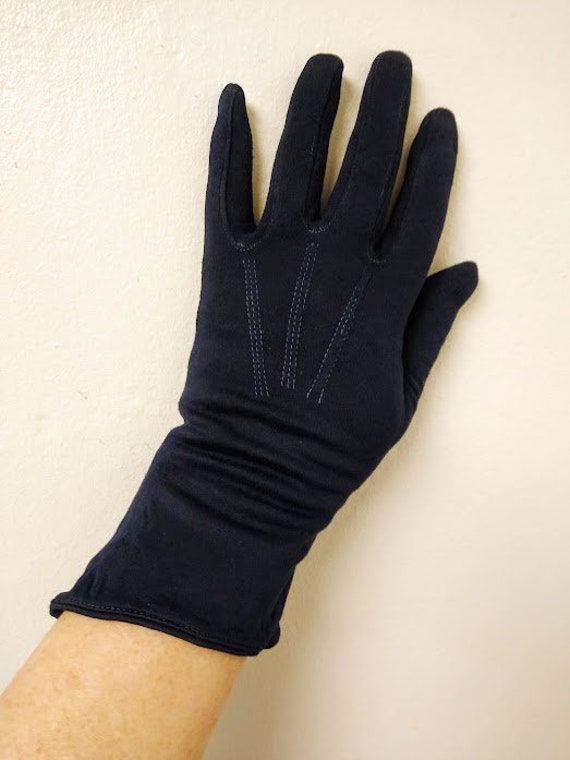 Vintage 1950s Dark Blue Wrist Evening Gloves Form… - image 10