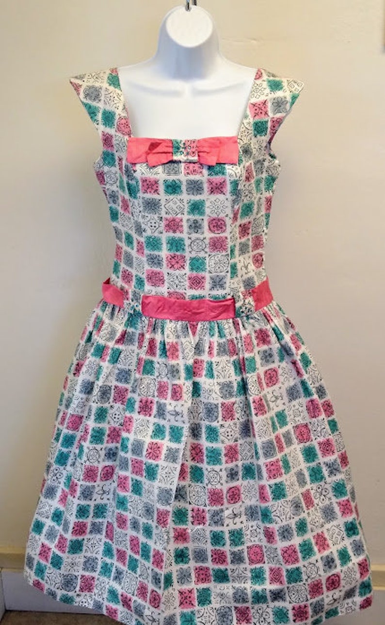 Vintage 1950s 50s Cotton Sundress Novelty Print Dress Frock Small Medium image 10