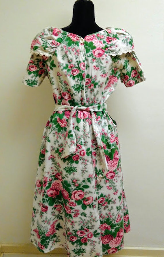 Vintage 1940s 1950s Floral Print Wrap Dress Cotto… - image 5