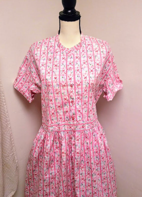 Vintage 1950s 50s Pink Novelty Print Cotton Shirt… - image 10