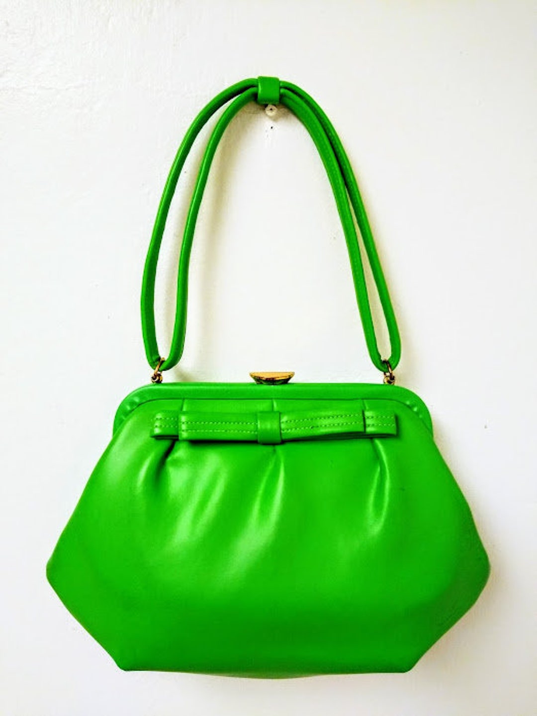 Vintage Bright Green Handbag /pocketbook/ Purse/ Small/ Mod 1960s MCM