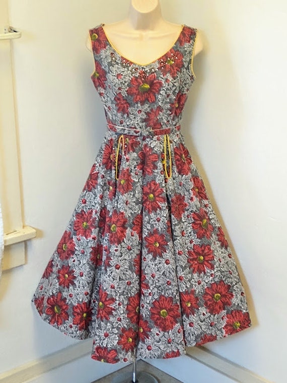 Vintage 1950s 50s  Sleeveless Daisy Print Dress/ … - image 5