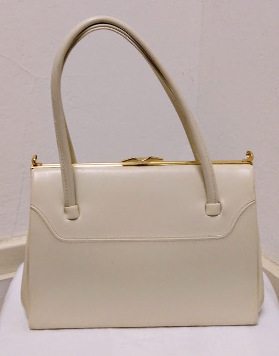 Vintage 1960s 60s Cream Ivory Vinyl Leather Lined… - image 1