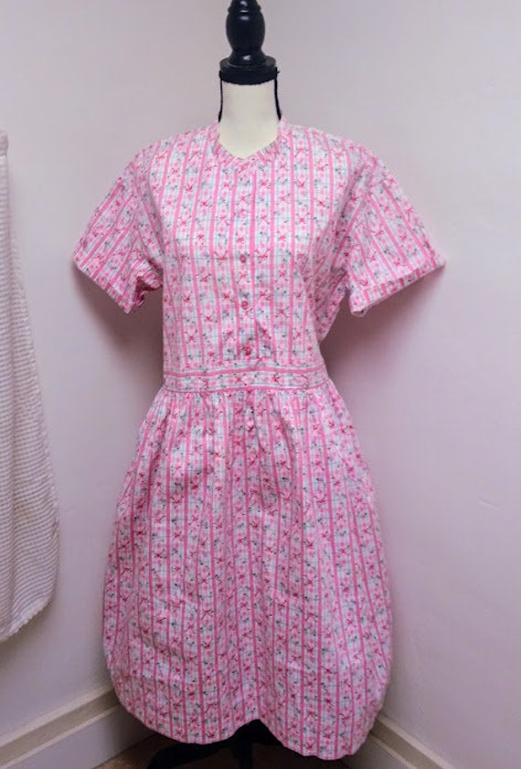 Vintage 1950s 50s Pink Novelty Print Cotton Shirt… - image 4
