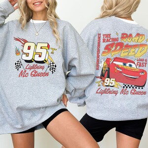 Vintage Lightning McQueen Comfort Colors Shirt, Disney Pixar Cars Shirt, Retro McQueen Graphic Tee, Disney Family Vacation Trip Shirt 2026 bild 3