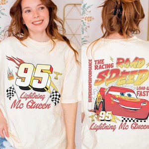 Vintage Lightning McQueen Comfort Colors Shirt, Disney Pixar Cars Shirt, Retro McQueen Graphic Tee, Disney Family Vacation Trip Shirt 2026 bild 1