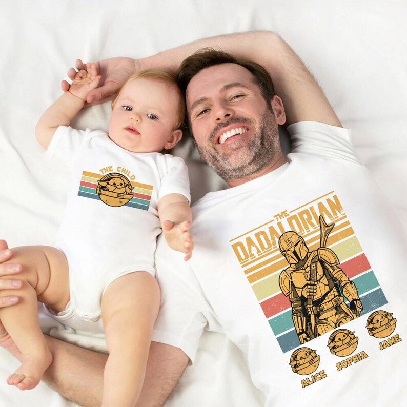 Camiseta a juego de Dadalorian y el Niño / Camiseta "Este es el camino" de Dadalorian / Camiseta para padre e hijo / Regalo del Día del Padre / Camiseta de la familia Mandalorian imagen 4