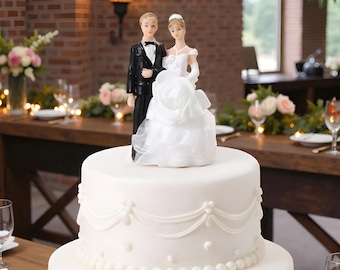 Classic Wedding Cake Topper - Bride and Groom Keepsake Decor