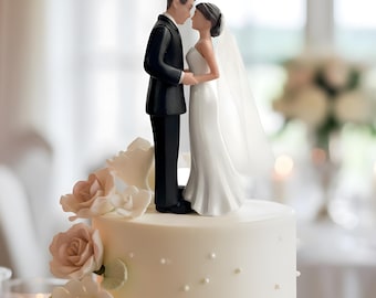 Bride and Groom Cake Topper - Romantic Wedding Table Centrepiece Decor