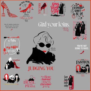 Puede incluir: Un diseño gráfico gris con ilustraciones y texto relacionados con la moda. Las frases incluyen "The Devil Wears Prada", "New York City" y "Judging You". También se representan tacones altos rojos y figuras de moda.