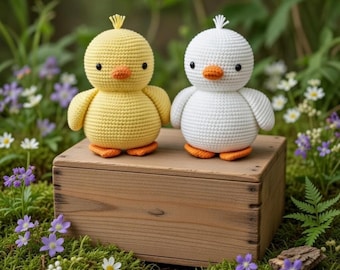 Farmhouse Rooster Amigurumi Pattern – Realistic Crochet Bird PDF Download | English + German Guide