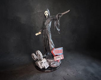 Figura de Ghostface de la película de terror Scream - Preguntas del cuestionario Cuchillo de caza