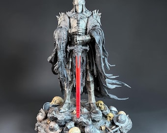Serie de videojuegos El Rey Sin Nombre, armadura de estilo caballero, hoja de espada roja