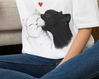 Kussende kattenhart T-shirt | Aanhankelijk T-shirt met Cat Couple-afbeelding