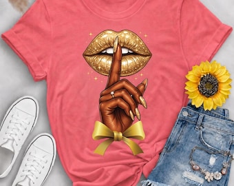 Silence Is Gold Lips graphic T-shirt met vingerillustratie | T-shirt godslastering | STFU-shirt