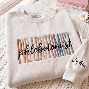 Sudadera bordada para flebotomistas, regalo personalizado para técnicos flebotomistas (65 % algodón)