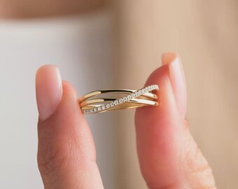 Eternal Path Ring: Multi-Row Rose Gold Crossover Band